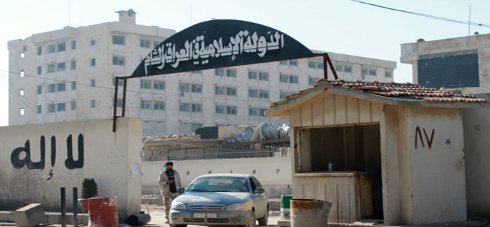 تنظيم داعش يعدم رجلاً اتهمه بالتعامل مع الجيش السوري 