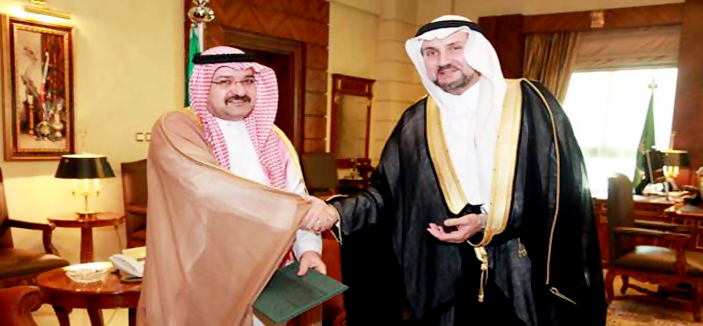 الأمير مشعل بن ماجد يستقبل مدير منطقة جدة للاتصالات 