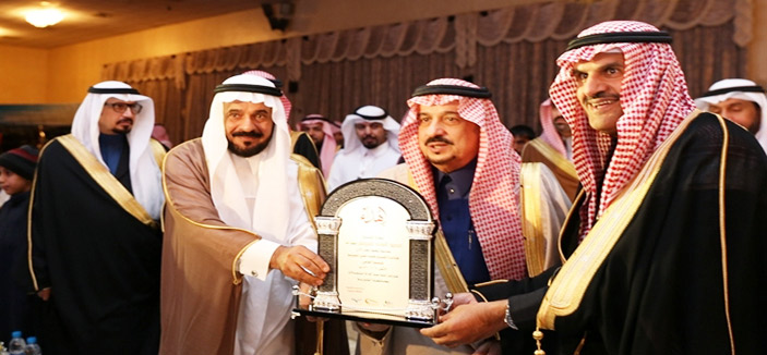 أمير القصيم رعى (جائزة الشيخ محمد العلي السويلم للتفوق العلمي) في البكيرية 