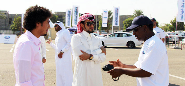 الوقف العلمي بجامعة المؤسس يحفز الطلاب على الالتزام بالأنظمة المرورية 