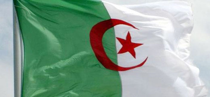 الأخوان يطالبون بانتخابات رئاسية مبكرة في الجزائر 
