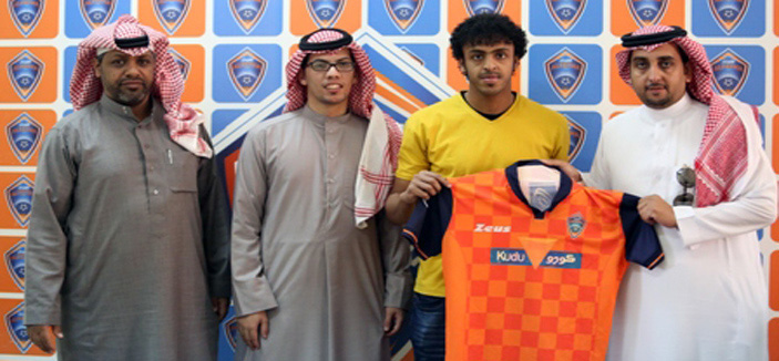 الفيحاء يوقع مع معلوي أبها إلى نهاية الموسم 