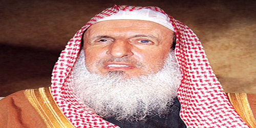 الاحتفالات بالمولد النبوي بدعة لا أصل لها 