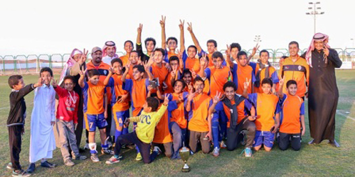 براعم الفيحاء أبطالاً لمكاتب المجمعة 