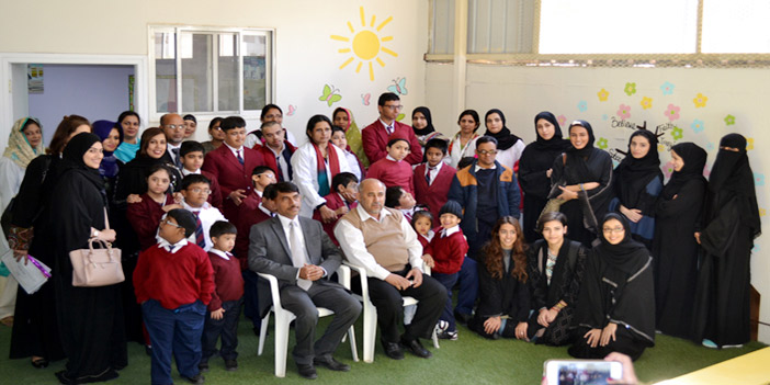 طالبات الهندسة بدار العلوم يتطوعن بتحديث مباني مدرسة هندية 