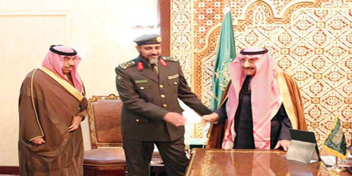  الأمير عبدالله ومدير الجوازات الجديد