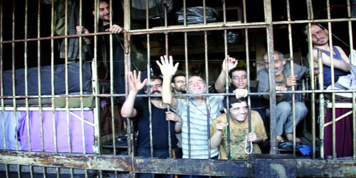وفاة 2100 شخص في السجون السورية العام الماضي 