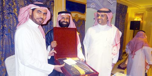  داود بن عروة تودع الشهري