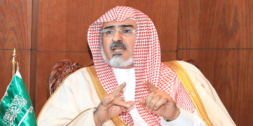 وزير الشؤون الإسلامية «أبا الخيل» يستقبل المعزين من منسوبي الوزارة «بفقيد الأمة» 