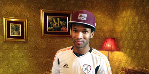  الخيبري بالقميص الشبابي