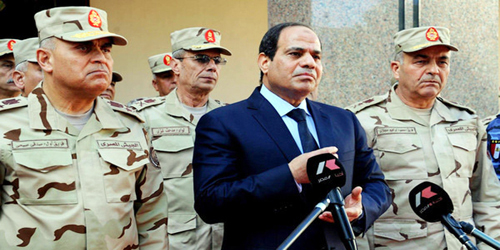 الرئيس المصري يشكِّل قيادة موحدة لمنطقة شرق قناة السويس لمكافحة الإرهاب 