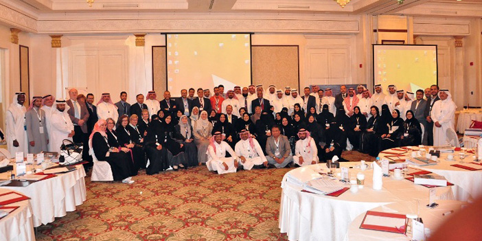  المشاركون في لقطه جماعية