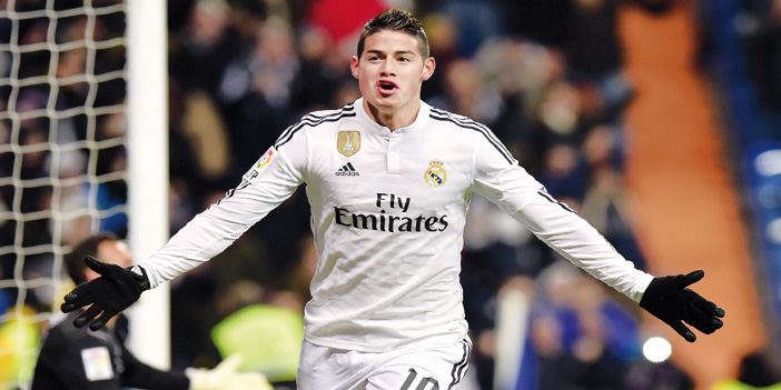  رودريجيز فرحا بتسجيلة هدف التقدم على اشبيلية