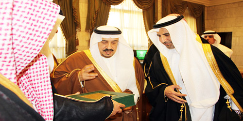 الأمير فيصل بن بندر يستقبل رئيس «معادن» 