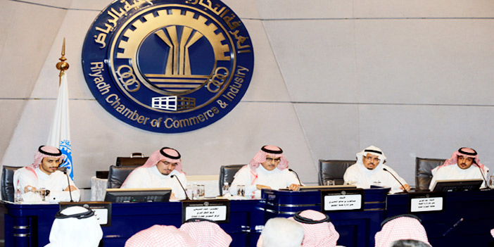  خلال ورشة عمل «التعريف ببطاقة اقتصاد الوقود للمركبات الخفيفة ومتطلباتها» بغرفة الرياض