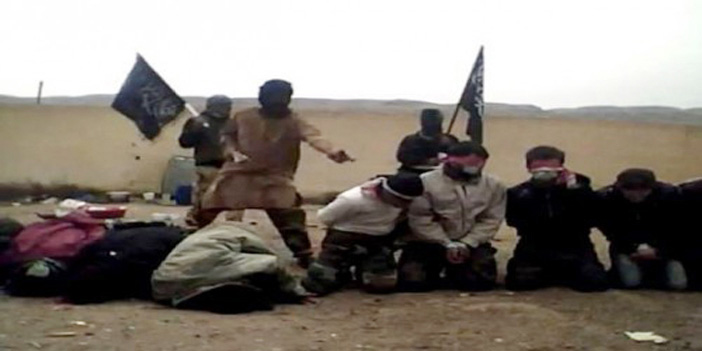 تنظيم داعش الإرهابي يقوم بإعدام وحرق العشرات من أهالي الأنبار 