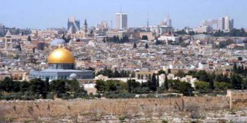 يصور القدس الشرقية جزءاً من إسرائيل 