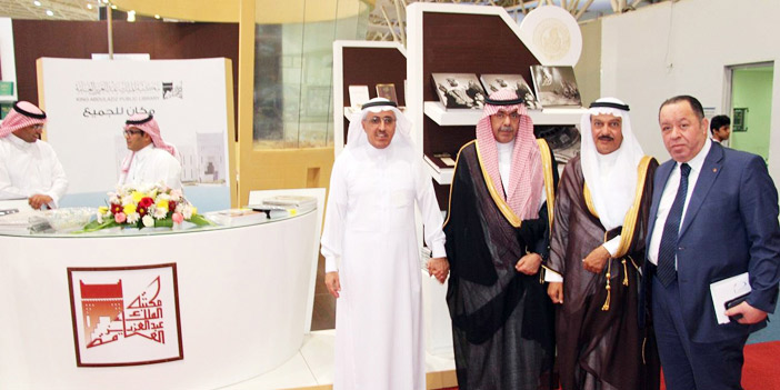  جانب من جناح المكتبة في المعرض