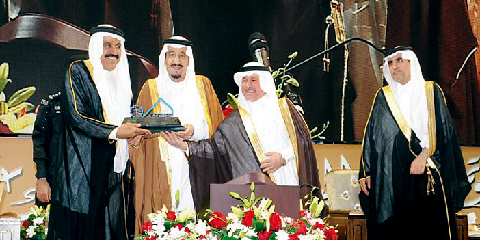 خلال افتتاح المؤتمر العالمي عن تاريخ الملك عبدالعزيز 