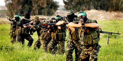جيش الاحتلال يُجري تدريباً مفاجئاً على حدود غزة 