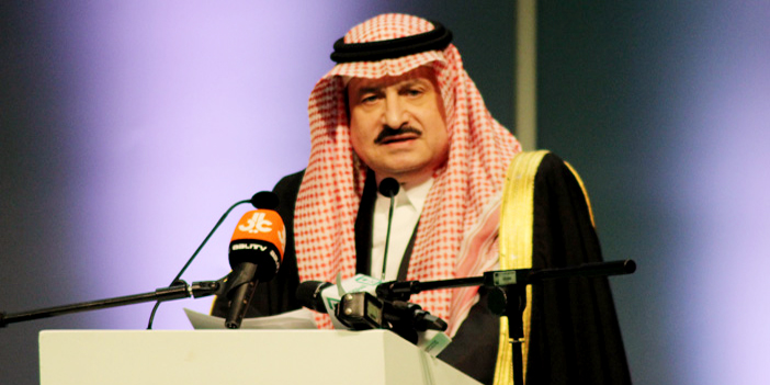  سمو سفير خادم الحرمين بلندن الأمير محمد بن نواف أثناء إلقاء كلمته