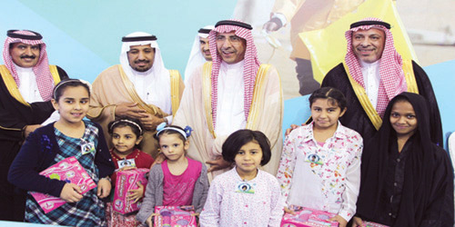 بدعم ومتابعة معالي أمين المنطقة: 