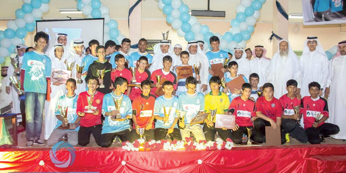 تكريم الطلاب الفائزين في تصفيات ملتقى شباب مكة الخامس 