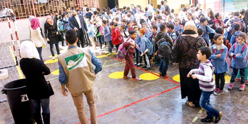 الحملة الوطنية السعودية توزع 3 آلاف منحة دراسية للطلبة السوريين في المدارس اللبنانية 