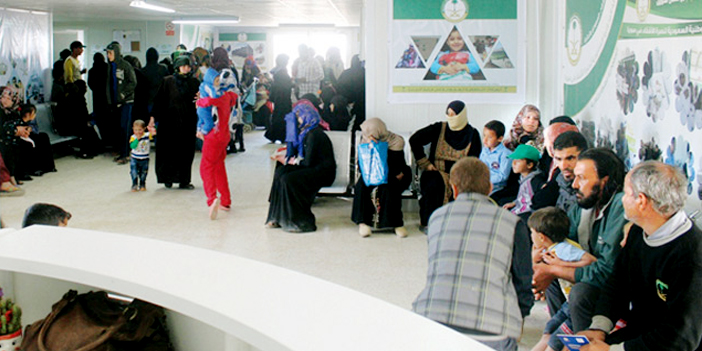 العيادات التخصصية السعودية تستقبل (2443) حالة من الأشقاء اللاجئين السوريين 