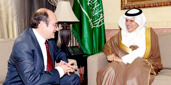 وزير النقل يستقبل السفير الأوكراني 