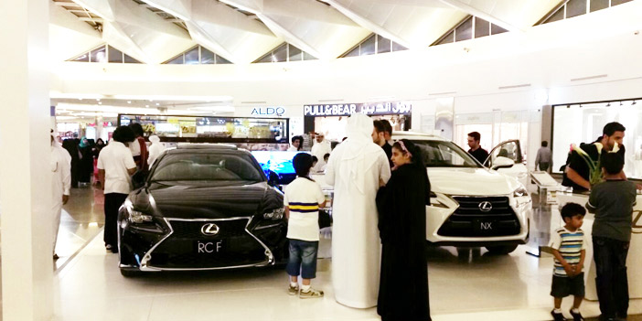 لكزس تستعرض موديلاتها الجديدة في المراكز التجارية بالمملكة 