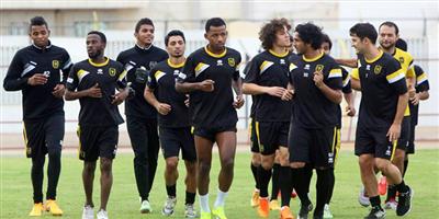 الاتحاد يستأنف تدريباته اليوم تحضيراً لمواجهة الهلال.. وبيتوركا يعالج الأخطاء بـ«الفيديو» 