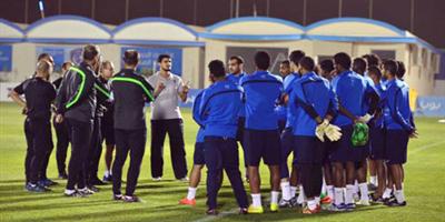 الهلال يبدأ اليوم تحضيراته للفيصلي.. وساماراس والدوسري يبدآن التأهيل 