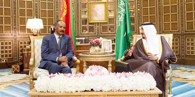 خادم الحرمين الشريفين يعقد جلسة مباحثات مع الرئيس الإريتري 
