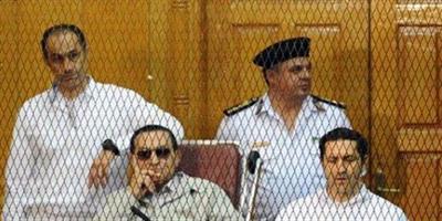 الحكم على مبارك ونجليه اليوم في قضية القصور الرئاسية 