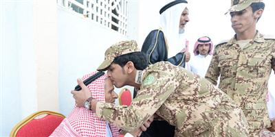 اللواء الجباري: ولي العهد منح الشهيد وسام الملك عبدالعزيز من الدرجة الثالثة ونوط الشرف وترقية ومساعدة عاجلة لأسرته 