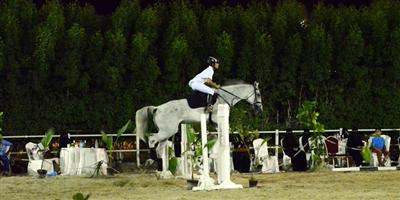 الأمير مشعل بن ماجد يدشن فعاليات بطولة جدة لقفز الحواجز للخيول 