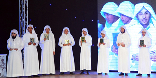  من حفل تخريج طلاب تحفيظ القرآن ببريدة في وقت سابق