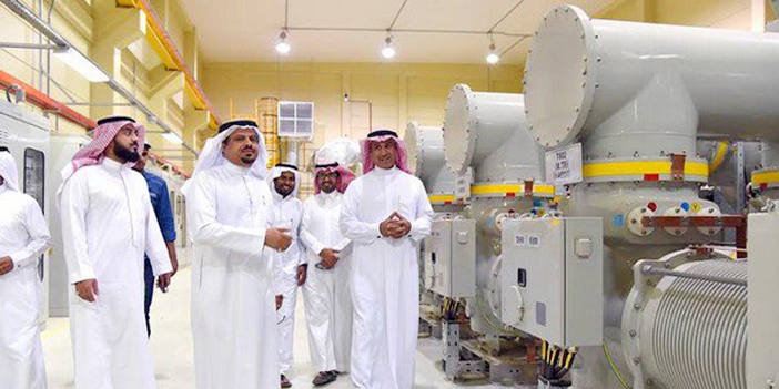  الحسن مدشناً المحطة