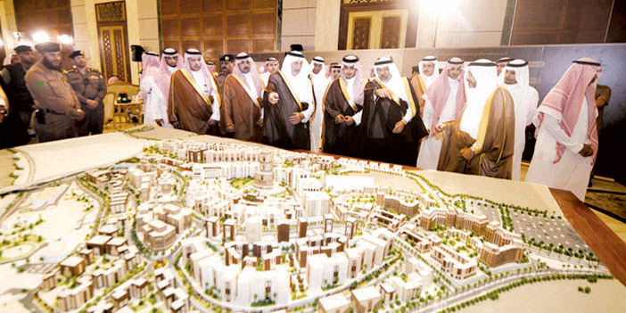  أمير مكة يشدد على وجوب الالتزام بالجدول الزمني لخطة التنمية