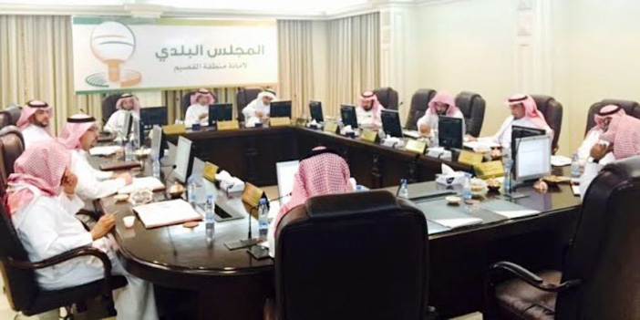  المجلس البلدي في جلسته الأخيرة