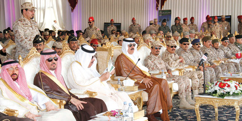 وزير الحرس الوطني افتتح قاعدة الطيران العمودي الأولى.. ودشن الطائرات الجديدة ومنشآت الدفاع الجوي: 