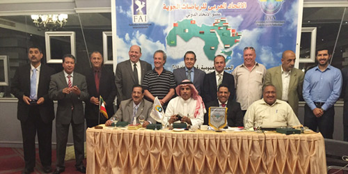  لقطة جماعية للاعضاء