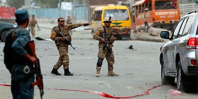 مقتل 10 من رجال الشرطة في هجمات على نقاط تفتيش بأفغانستان 