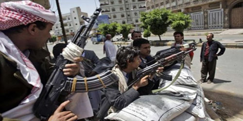 مقتل 30 متمرداً في اشتباكات مع قوات موالية للرئيس هادي في مناطق بمدينة تعز 