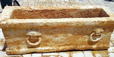 العثور على تابوت حجري يعود للعصر الروماني في الأردن 