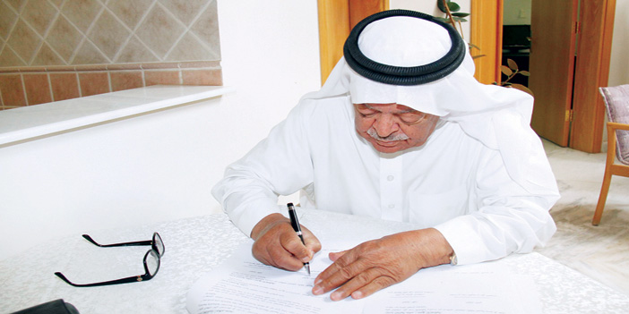  الشيخ اللحيدان يوقع الاتفاقية