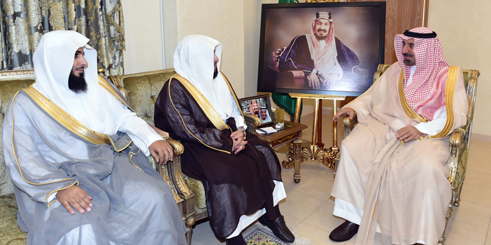  الأمير جلوي ملتقياً الشيخ الرجيعي
