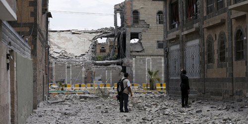  قوات التحالف تدمر مقرا للقيادة العامة بصنعاء أحد أوكار الحوثيين