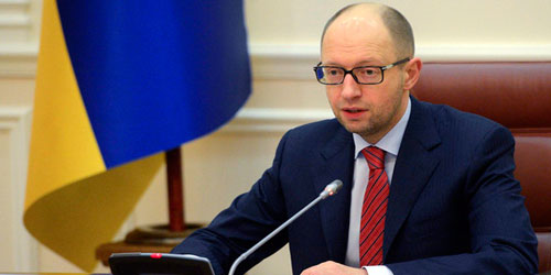 أوكرانيا تدعو الغرب لإمدادها بمساعدات مالية وعسكرية  